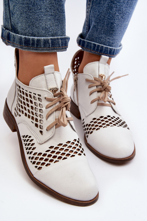 Leather Cut-Out Boots Zazoo 2704 White