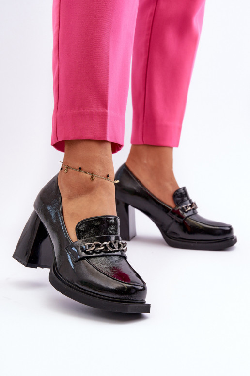 Black Patent Leather Pumps on Chunky Heel Terimene