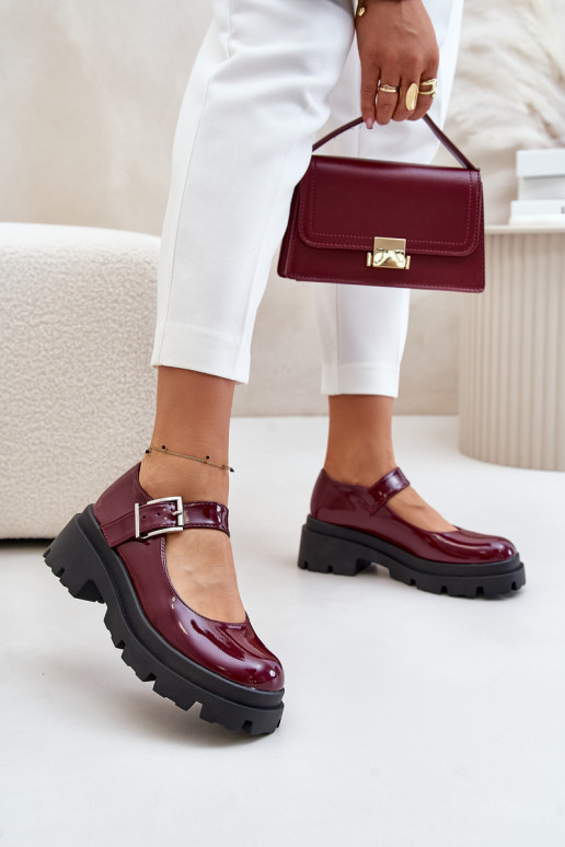 Lacquered Women's Shoes With Buckle Burgundy Plikuria