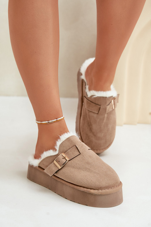 Women's slippers with thick sole with fur and buckle dark beige Linneola