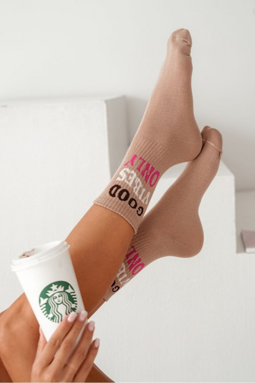 Women Socks With The Inscription Good Vibes Only Beige