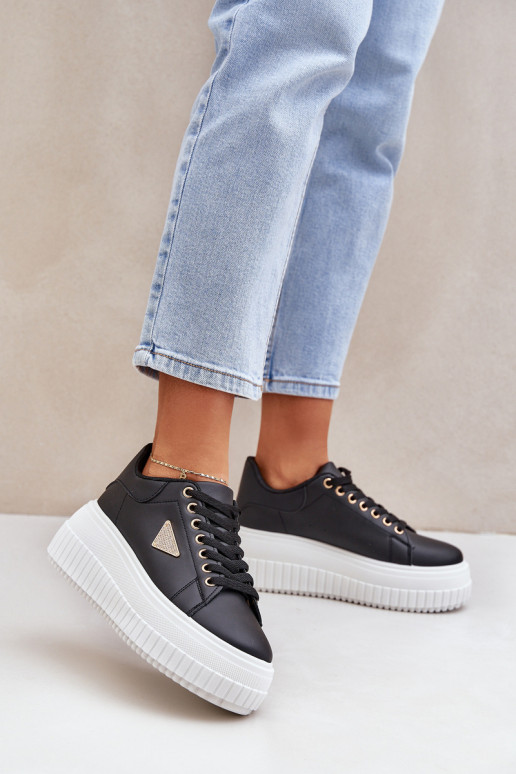 Stylish sneakers on a massive platform black-white Vallexia