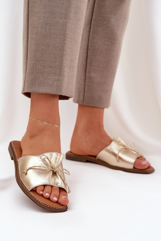 Flat Sandals With Decorative Bow Golden Deonelis