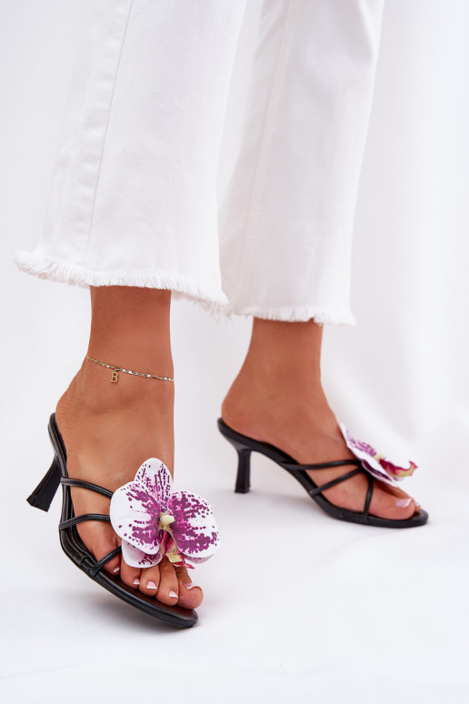 Women's High Heels With Artificial Flower Black Reyi