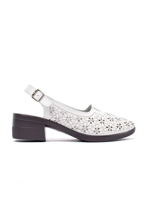 White color dziurkowane sandals on a low heel