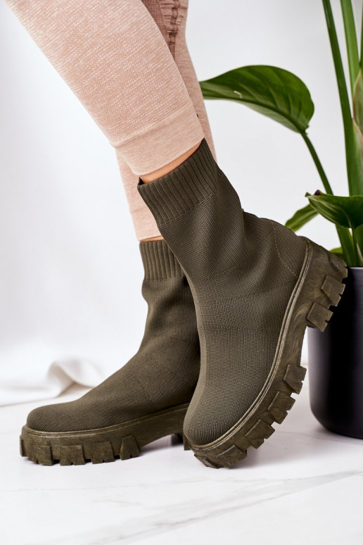 Elastic Fabric Boots On The Platform Green Inspiration